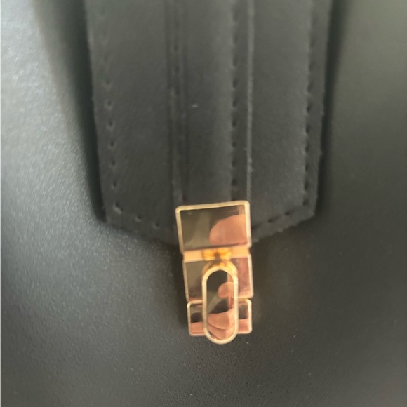 Women Fashion NWOT Black Shoulder Crossbody Bag - Picture 9 of 10